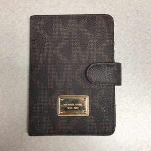 Authentic Michael Kors Passport Wallet!!